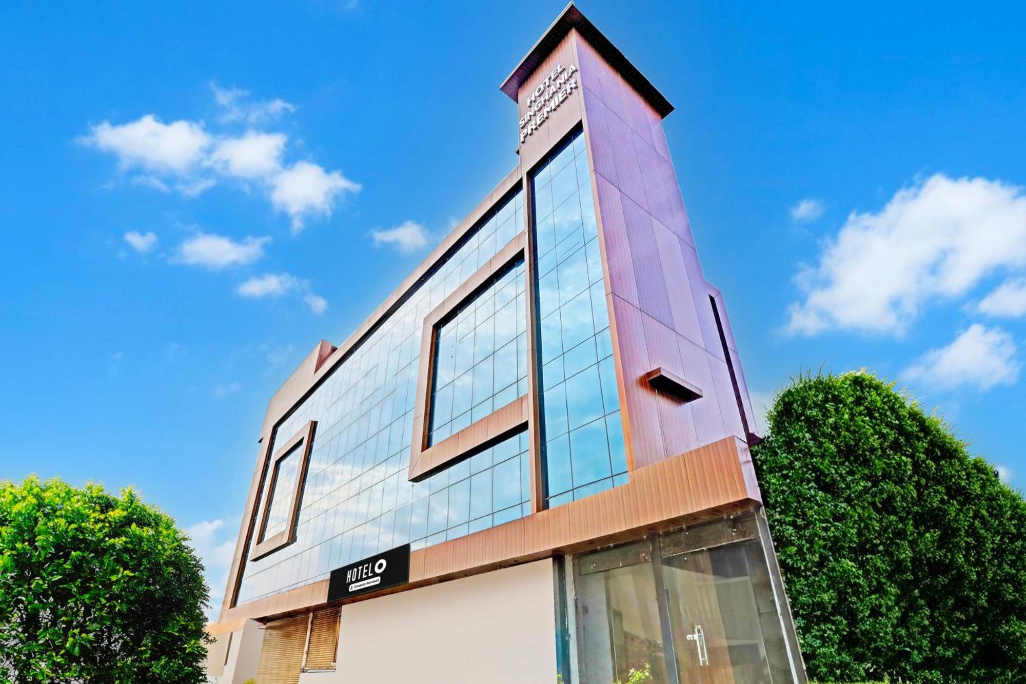 Super Hotel O Raipur Exteriör bild